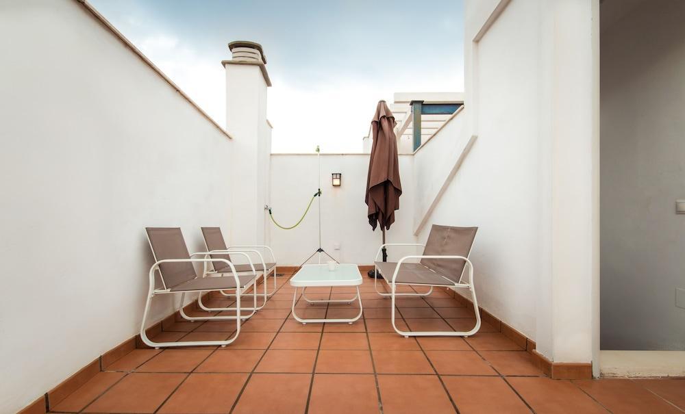 Holidays2Malaga Juan De Mena Apartments Екстериор снимка